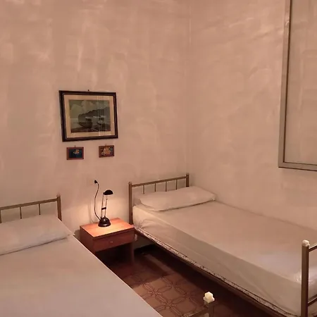 Attractive With Private Garden * رافيننا