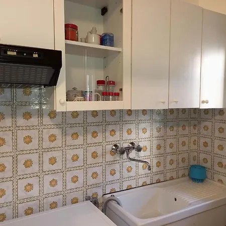 شقة Attractive With Private Garden